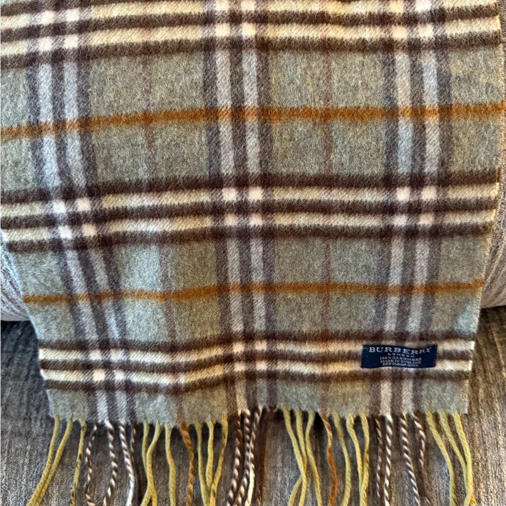 Vintage Burberry Nova Check Grey and brown Cashmere Scarf